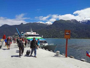 Andes: Disembarking at Puerta Peulla