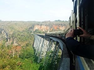 Train journey to Gokteik viaduct