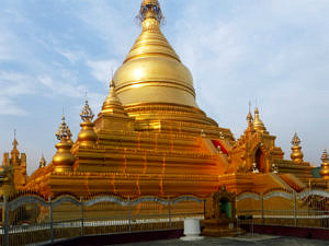 Burma: Kathadow Pagoda in Mandalay
